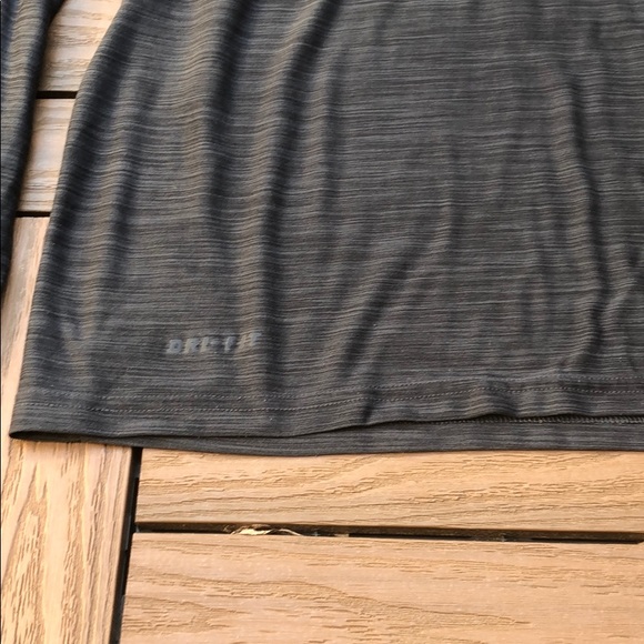 Nike dry fit hoodie - Picture 3 of 3